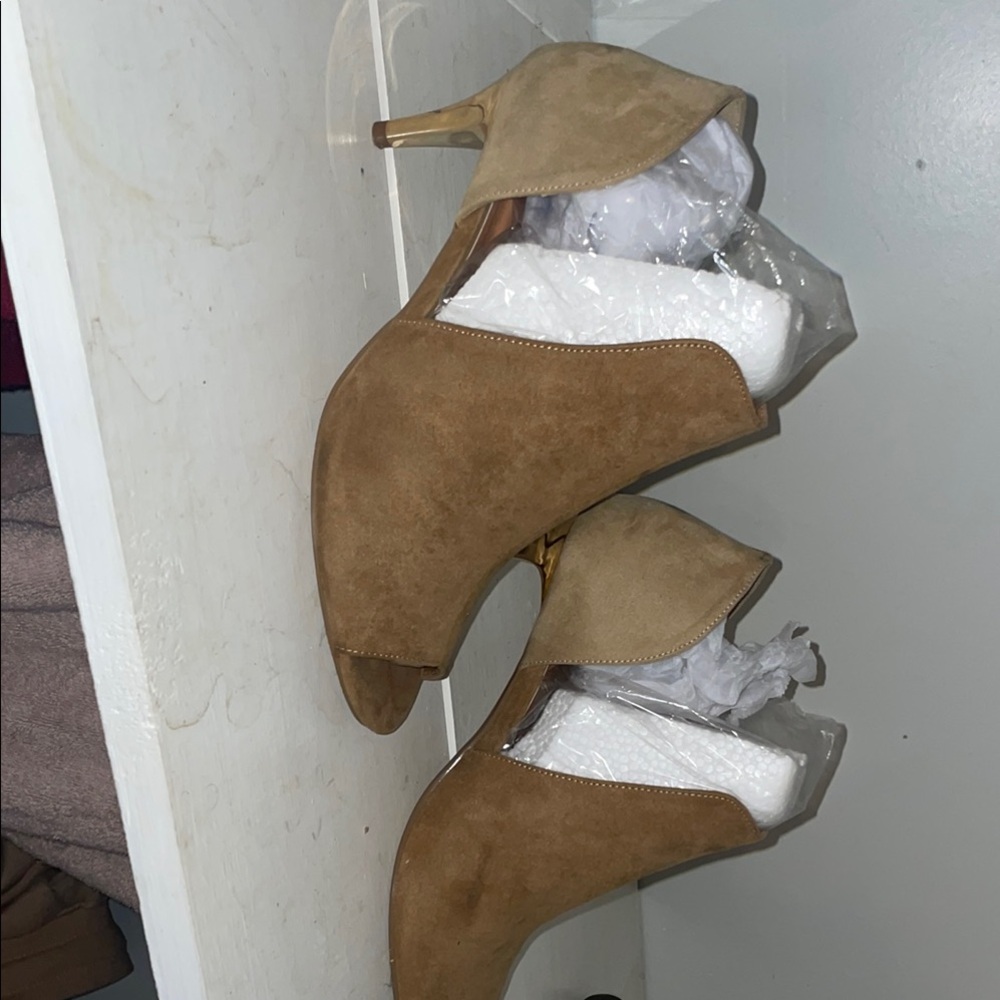 Elegant Tan Suede Women's Heels